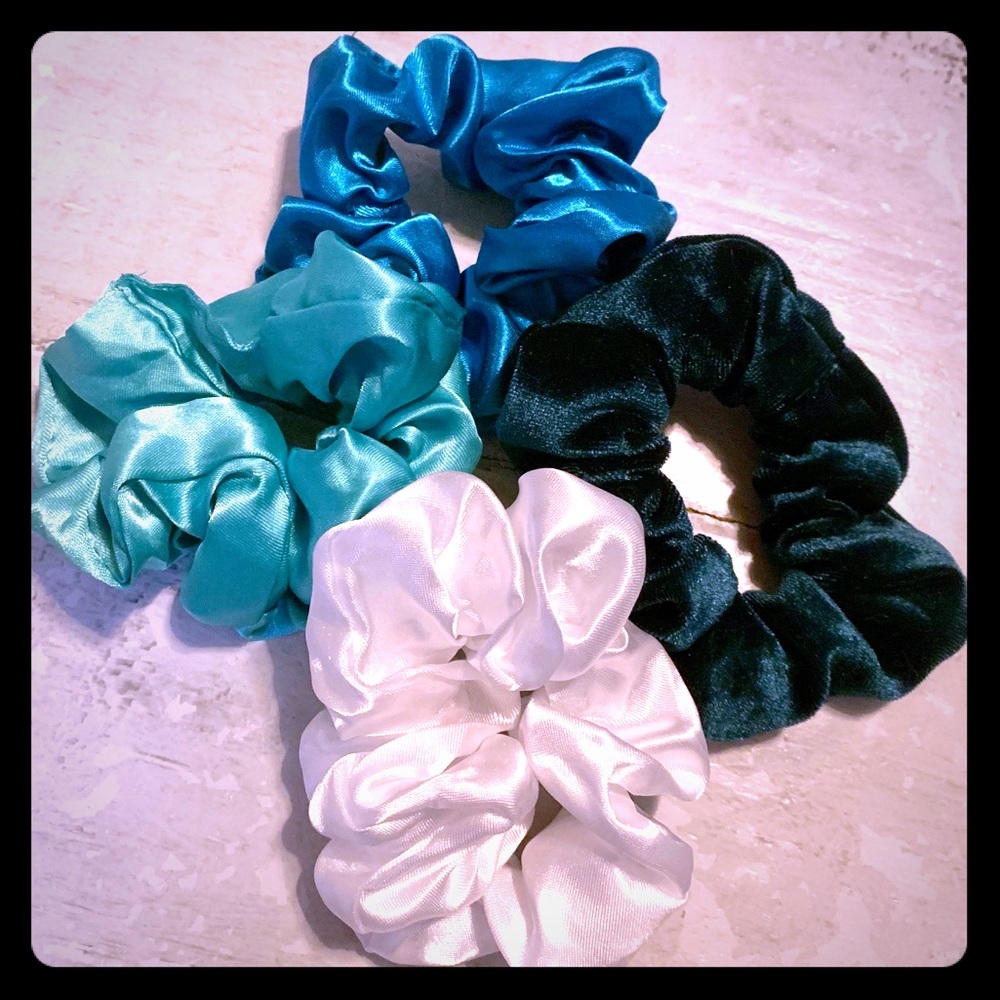 4 pc. scrunchie bundle